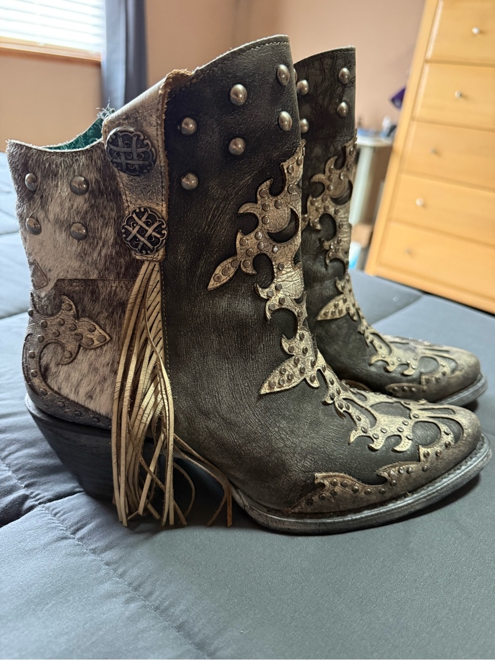 Corral Black and Cream Studded Western Ankle Boots with Fringe Size 10
